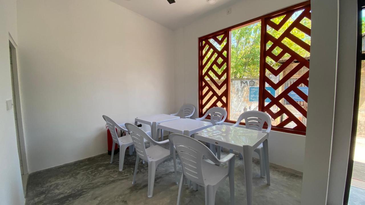 Raalhu Dhangethi Bed & Breakfast Екстериор снимка